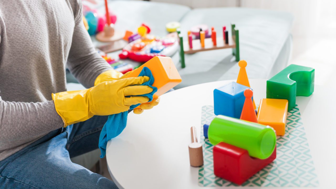 清潔で安全なおもちゃのお手入れの仕方 クリーニングの方法とは 知育玩具やオモチャのレンタルはキッズ ラボラトリー
